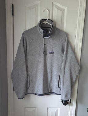 Patagonia Gray Fleece Pullover with Navy Trim